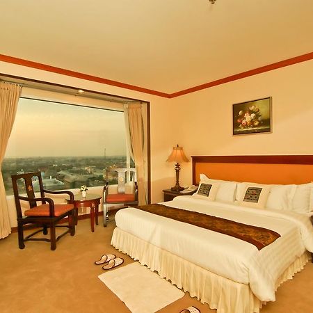 פקסה Champasak Grand Hotel מראה חיצוני תמונה
