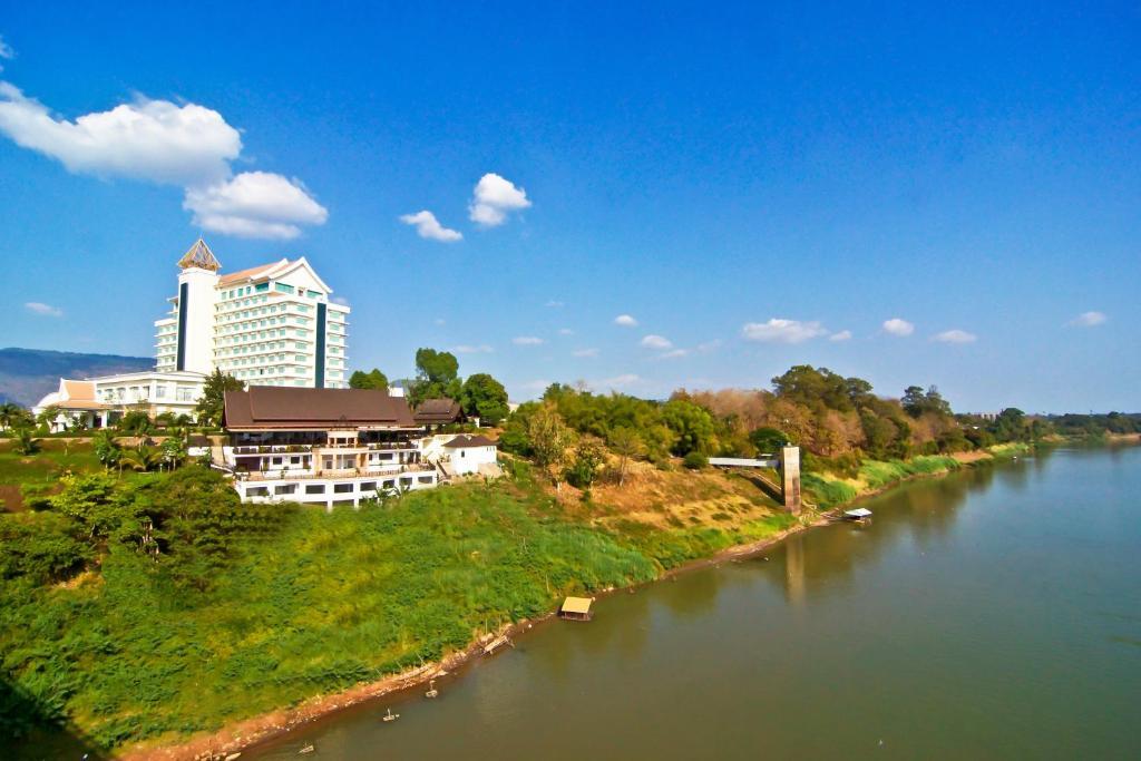 פקסה Champasak Grand Hotel מראה חיצוני תמונה