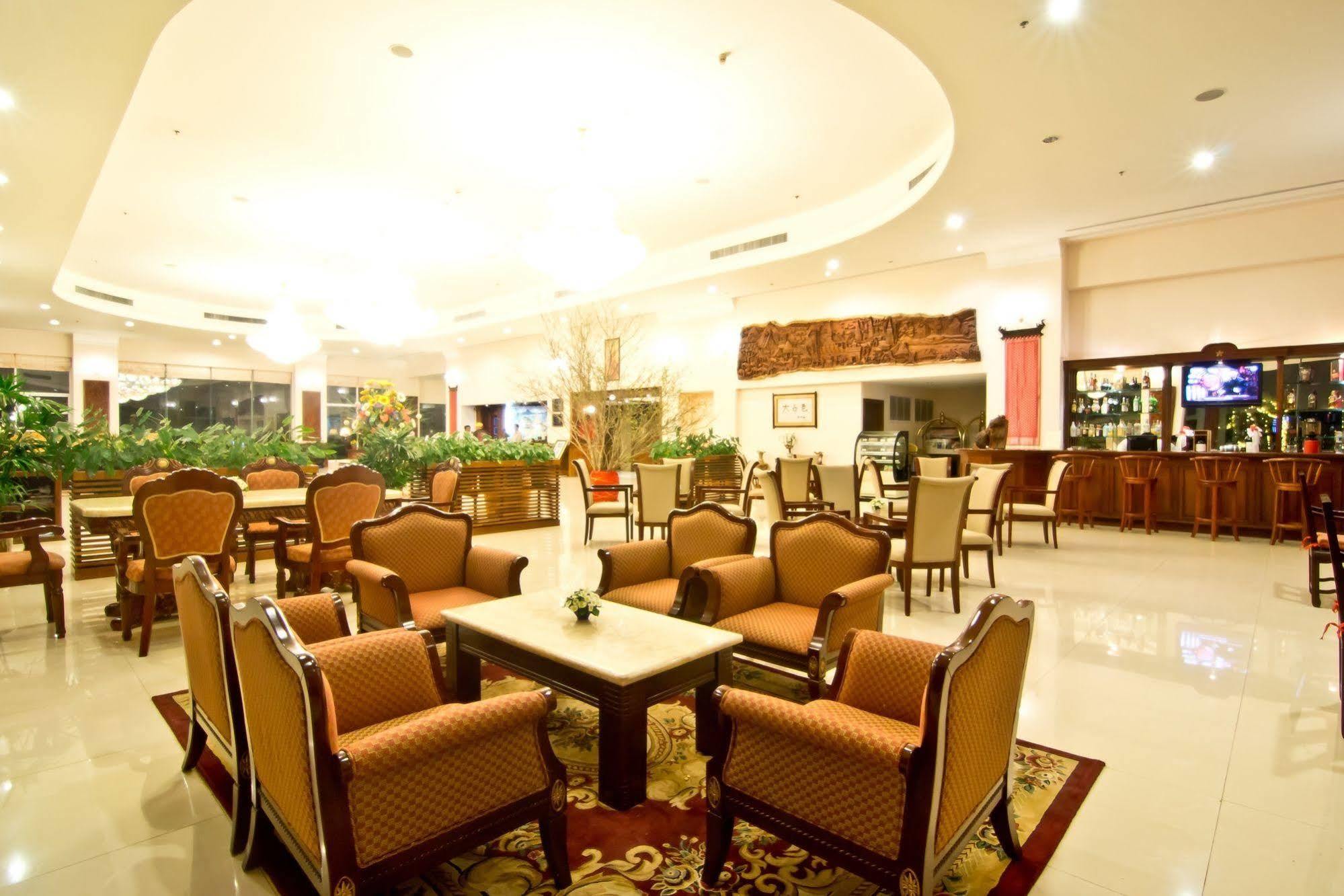 פקסה Champasak Grand Hotel מראה חיצוני תמונה